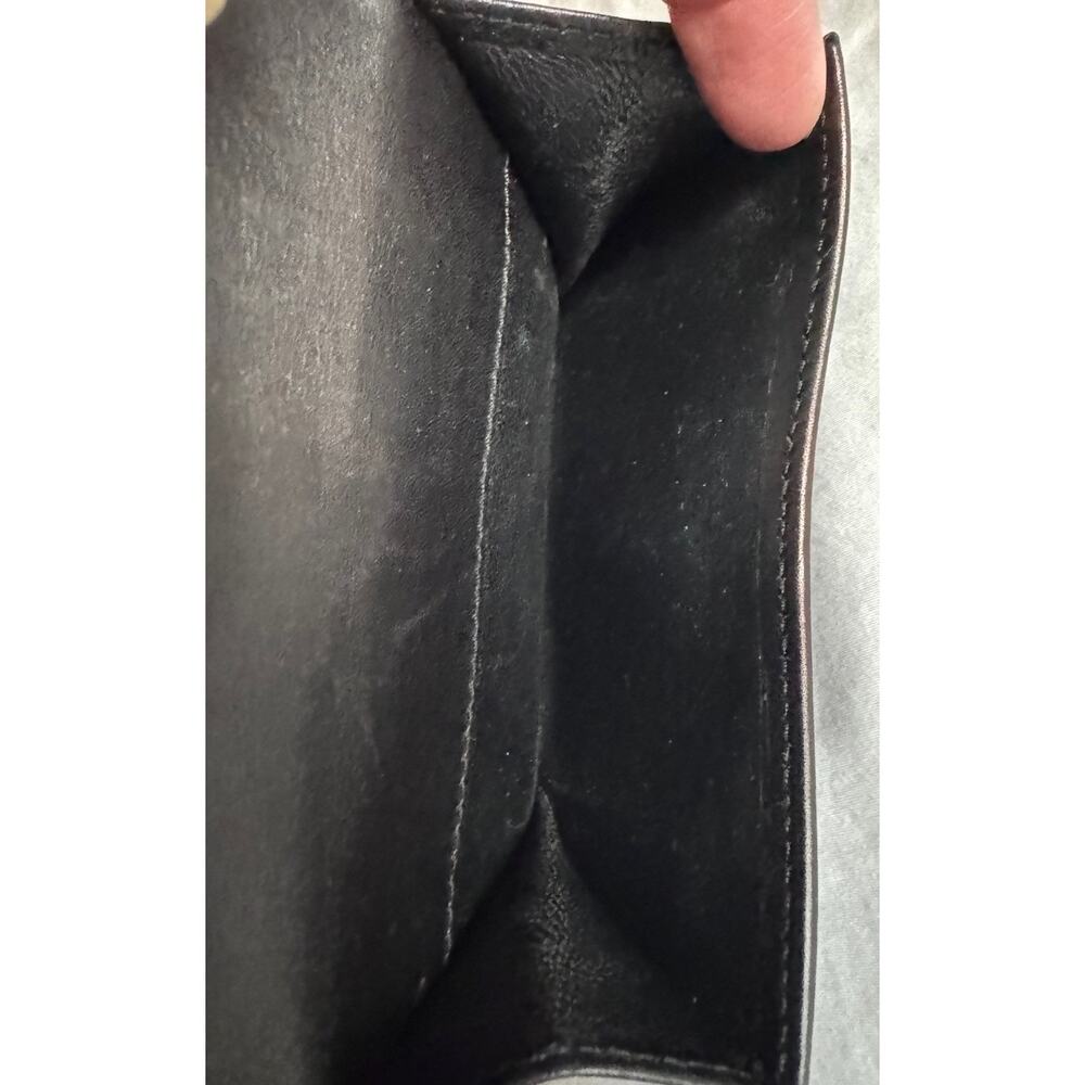 Gucci Leather Wallet With Belt Buckle Clasp Absolutely Beautiful - Picture 7 of 16